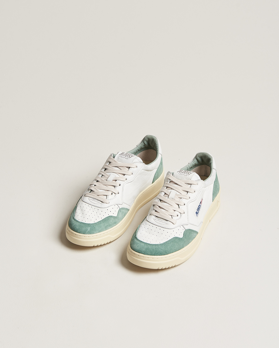 Mies | Tennarit | Autry | Medalist Low Goat/Suede Sneaker White/Military