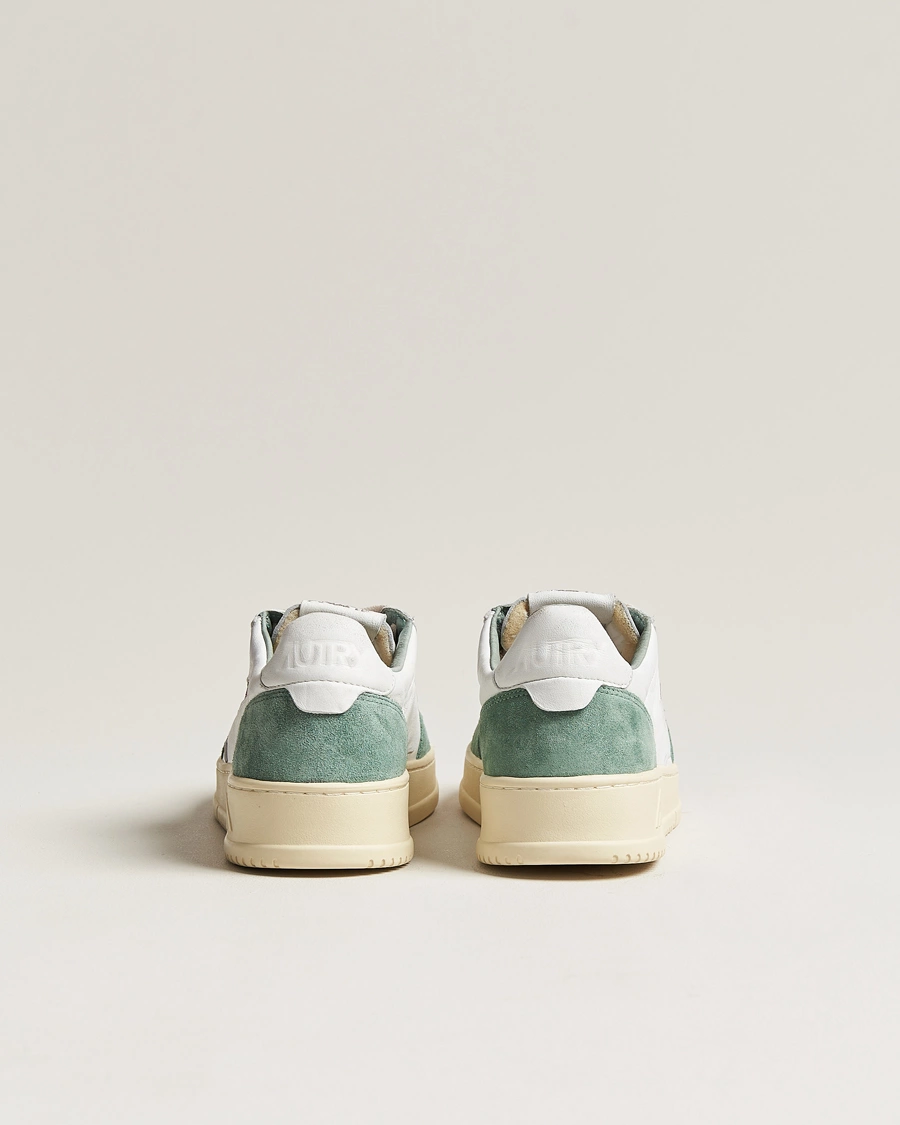 Mies | Tennarit | Autry | Medalist Low Goat/Suede Sneaker White/Military