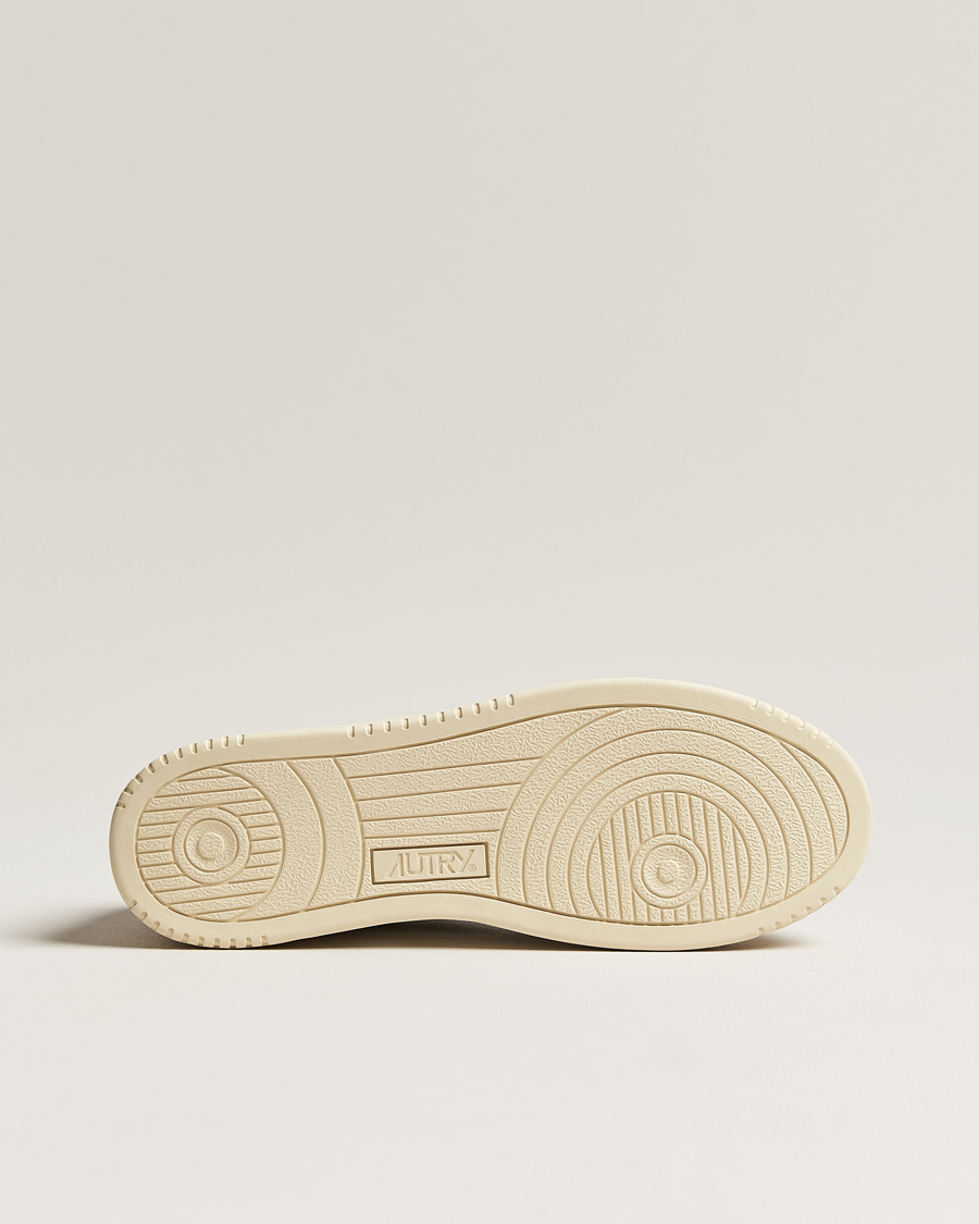 Mies | Autry Medalist Low Goat/Suede Sneaker White/Grey | Autry | Medalist Low Goat/Suede Sneaker White/Grey