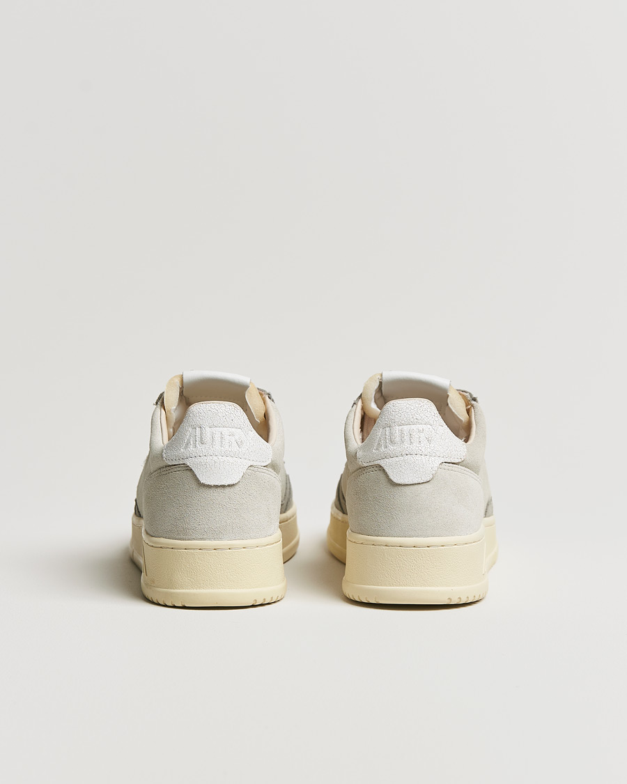 Mies | Autry Medalist Low Suede Sneaker Grey/Cream | Autry | Medalist Low Suede Sneaker Grey/Cream