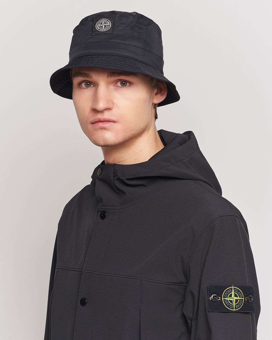 Mies | Stone Island Logo Bucket Hat Black | Stone Island | Logo Bucket Hat Black