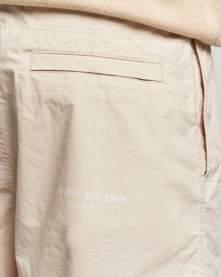 Mies | Shortsit | Stone Island | Marina Comfort Bermuda Shorts Natural Beige