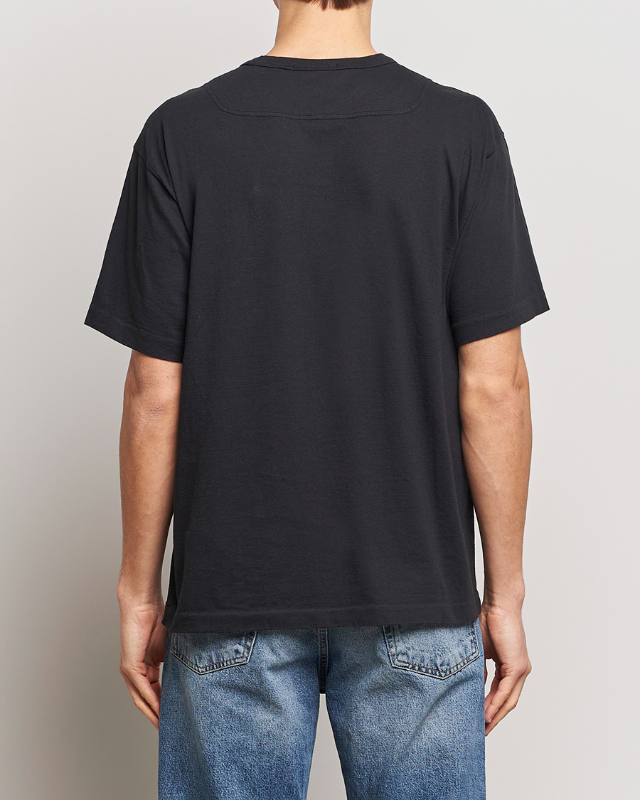 Mies | T-paidat | Stone Island | Organic Cotton Fissato Effect Center Logo T-Shirt Black