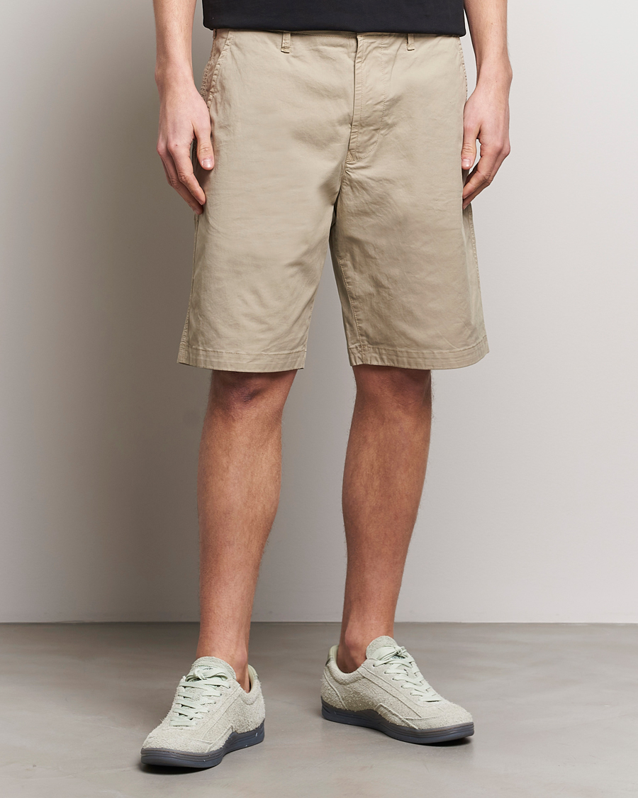 Mies | Shortsit | Stone Island | Supima Cotton Twill Stretch Shorts Sand