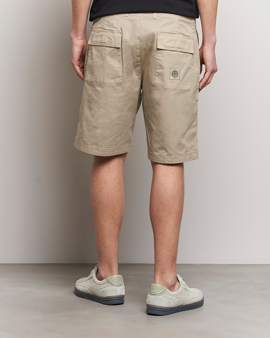 Mies | Shortsit | Stone Island | Supima Cotton Twill Stretch Shorts Sand