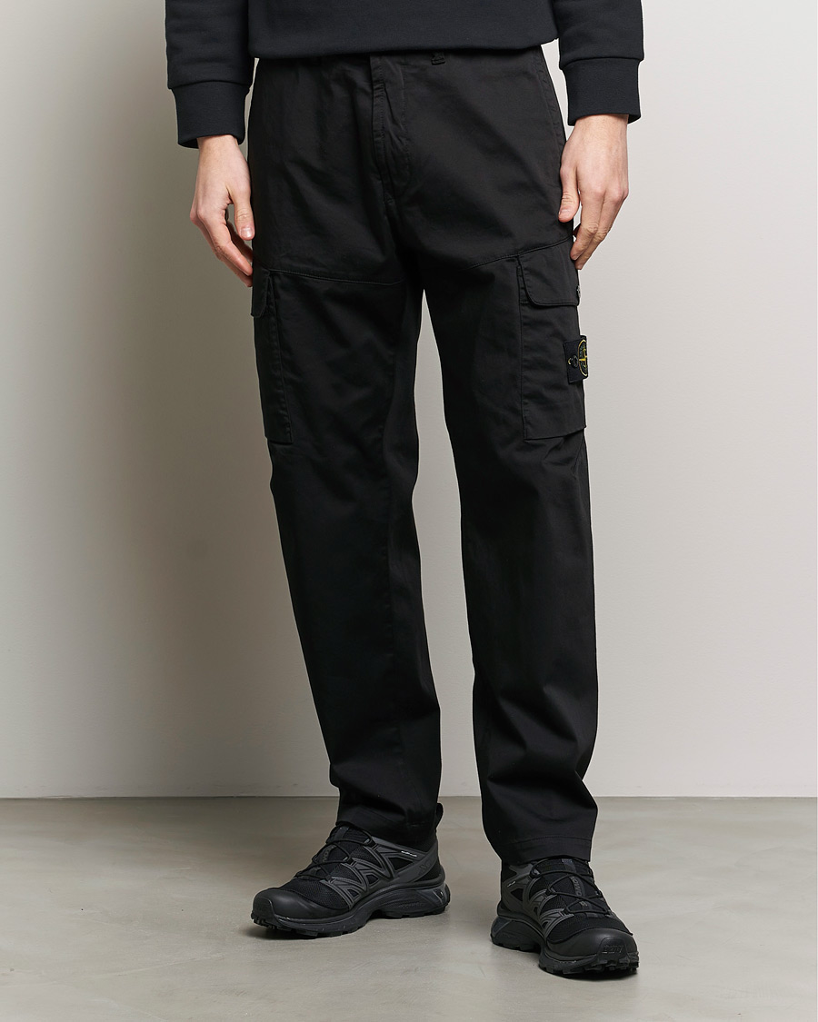 Mies | Housut | Stone Island | Stretch Satin Cargo Pants Black