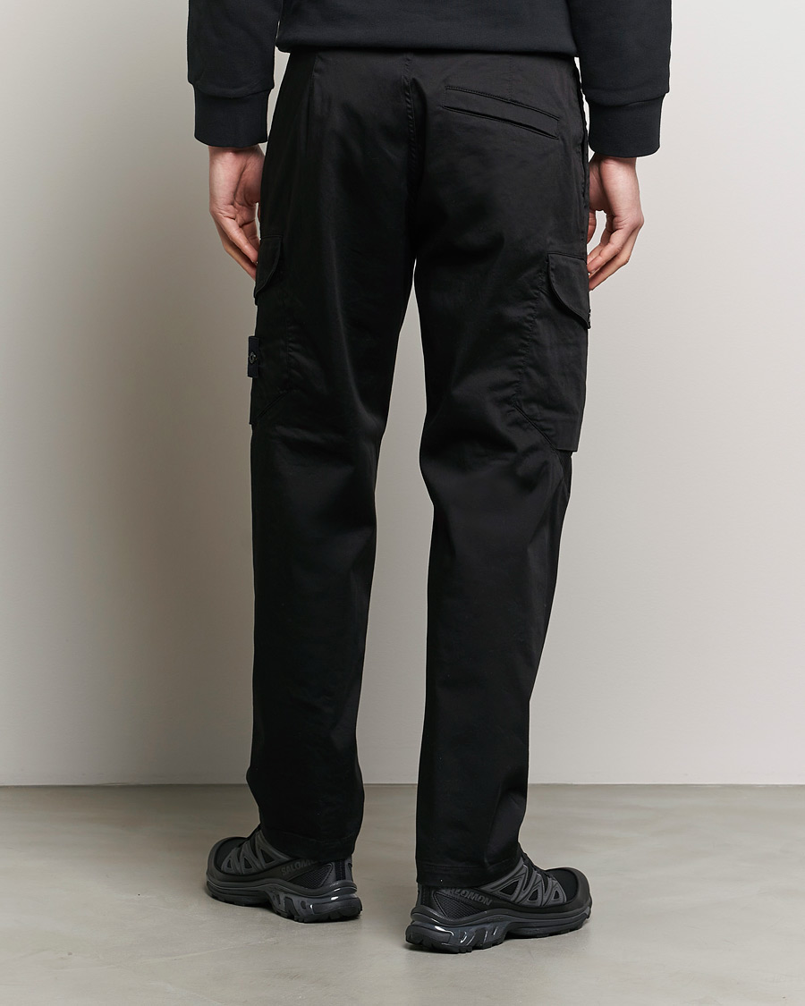Mies | Housut | Stone Island | Stretch Satin Cargo Pants Black