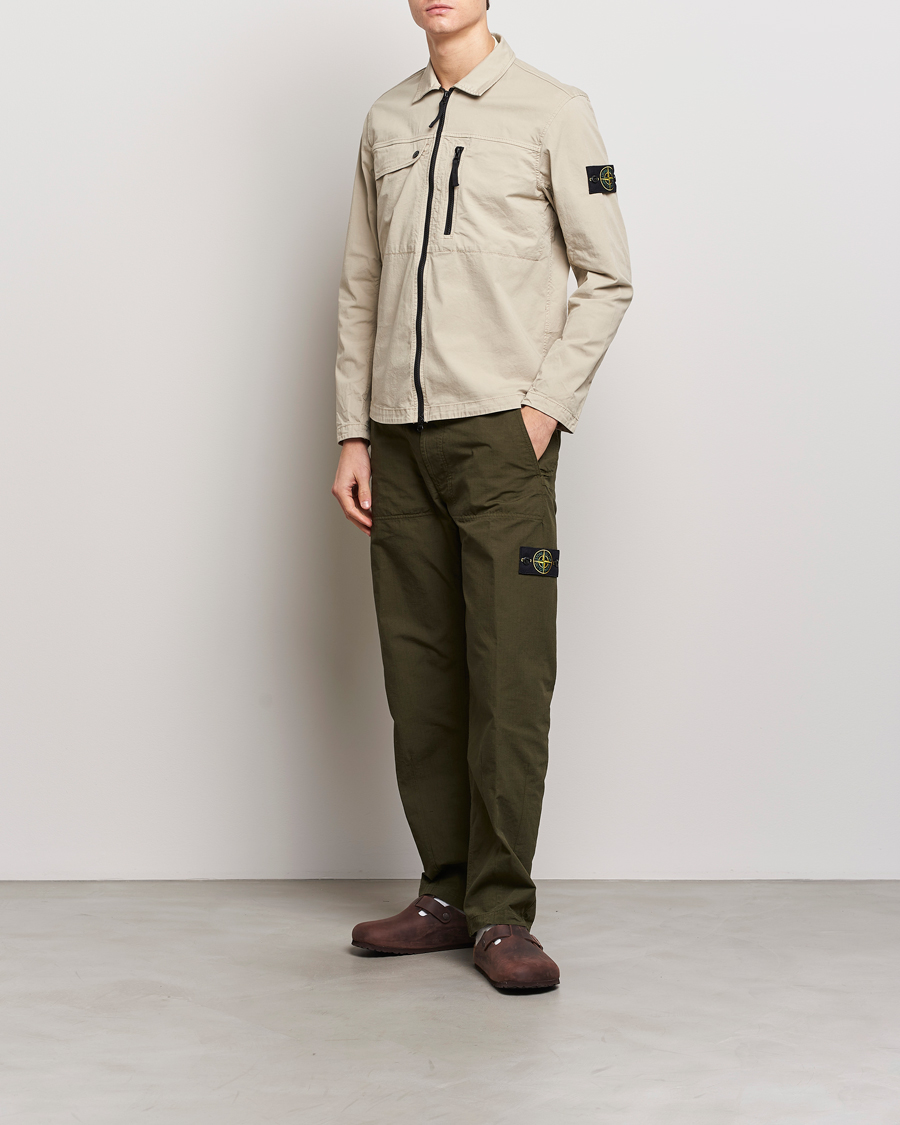 Mies | Kauluspaidat | Stone Island | Cotton Twill Stretch Zip Overshirt Sand