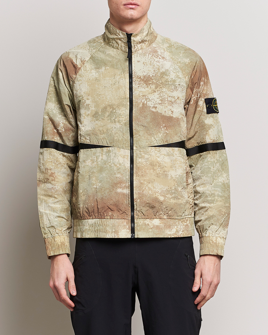 Mies | Takit | Stone Island | Dissolving Grid Camo Short Jacket Natural Beige
