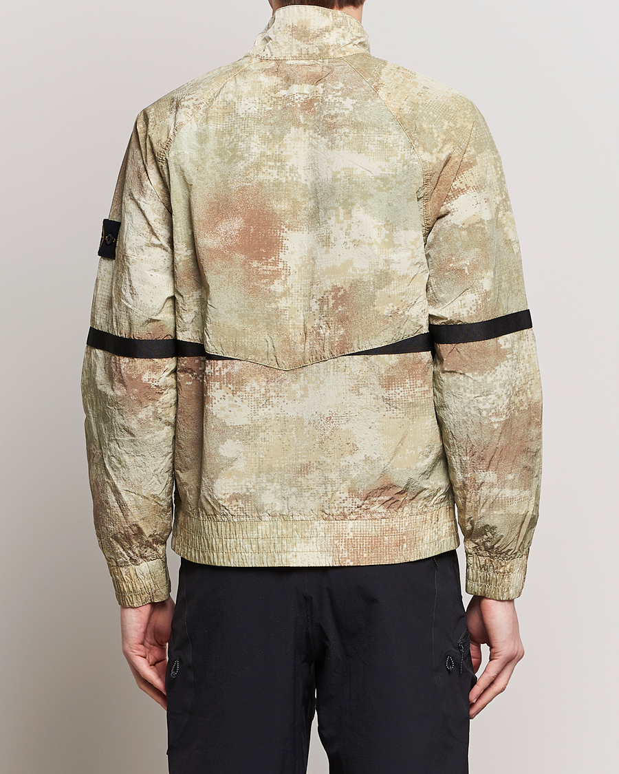 Mies | Takit | Stone Island | Dissolving Grid Camo Short Jacket Natural Beige
