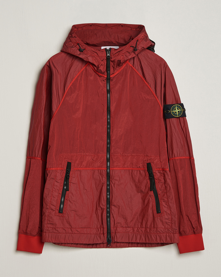 Mies | Takit | Stone Island | Nylon Metal Hooded Jacket Red