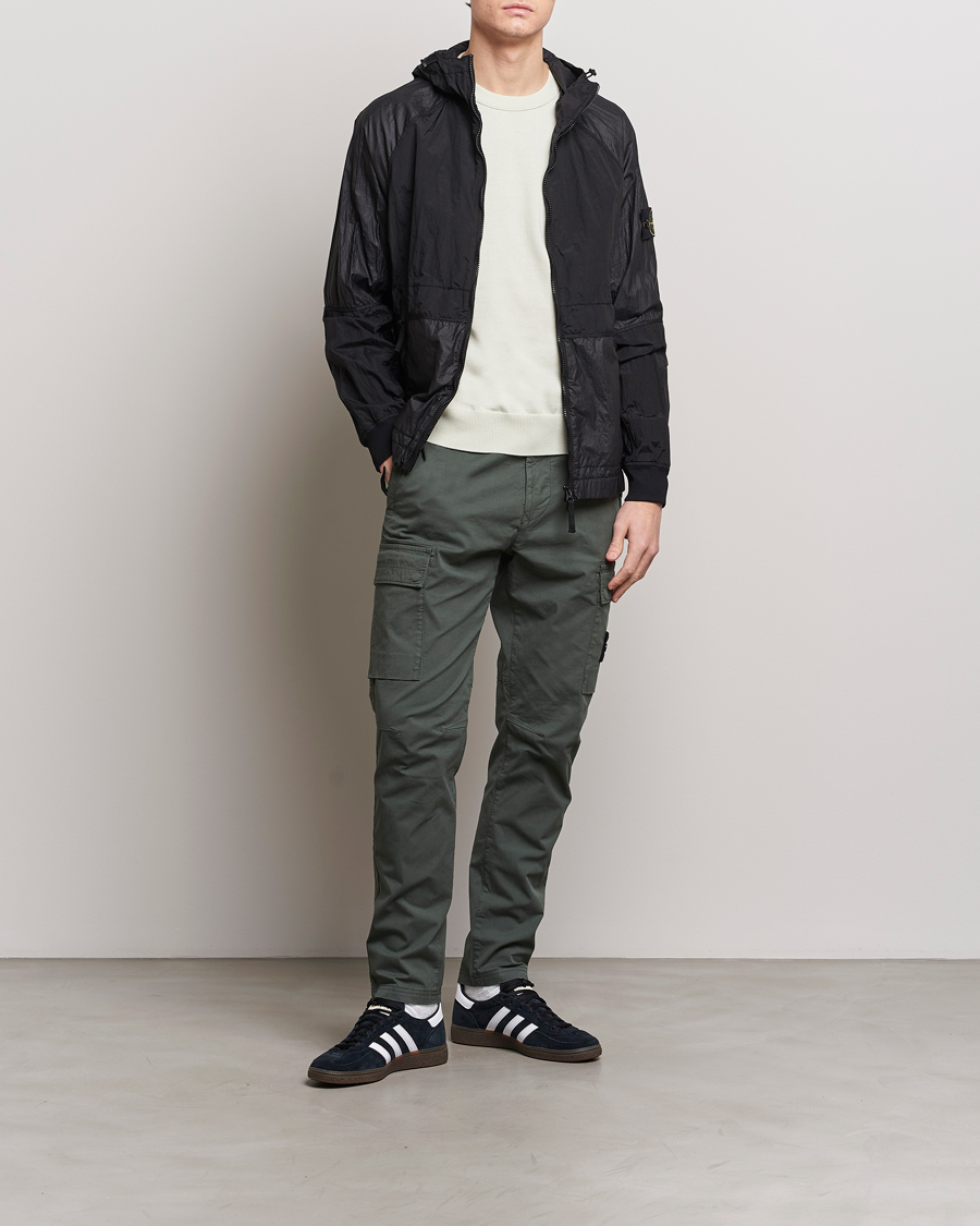 Mies | Takit | Stone Island | Nylon Metal Hooded Jacket Black