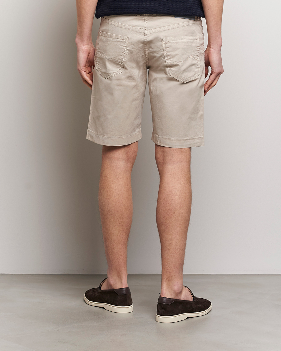 Mies | Shortsit | Jacob Cohën | Nicolas Cotton Gabardine Shorts Beige