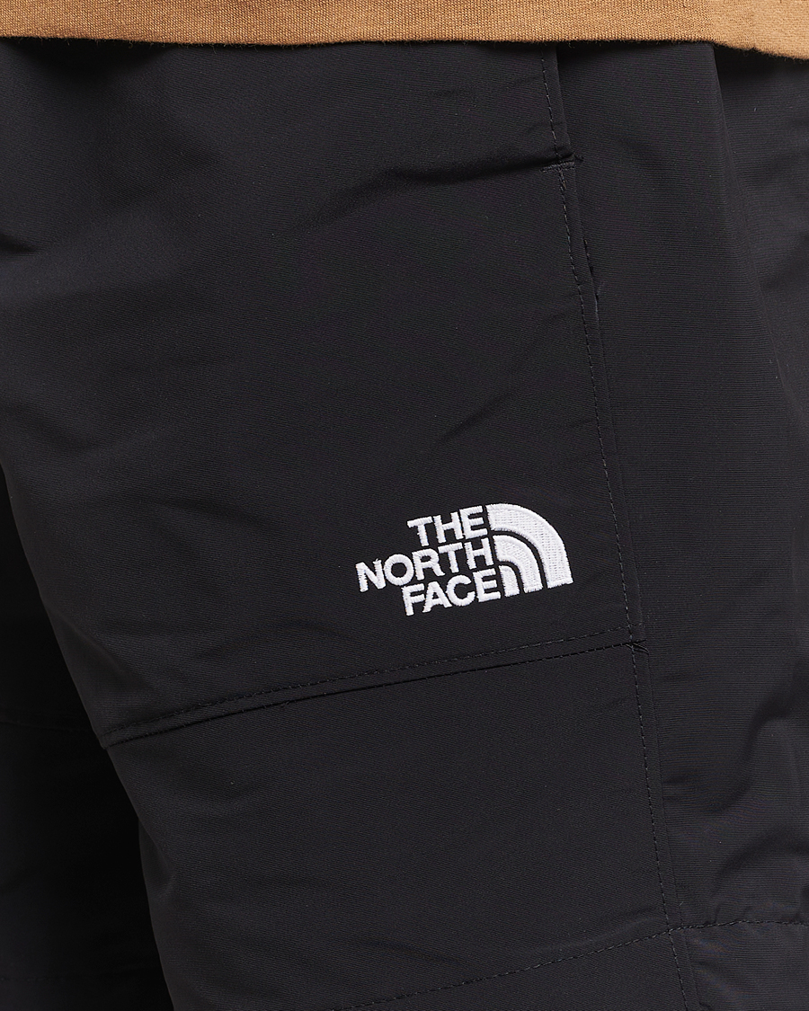Mies | Shortsit | The North Face | Easy Wind Shorts Black