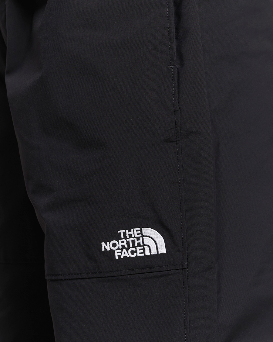 Mies | Housut | The North Face | Easy Wind Pants Black