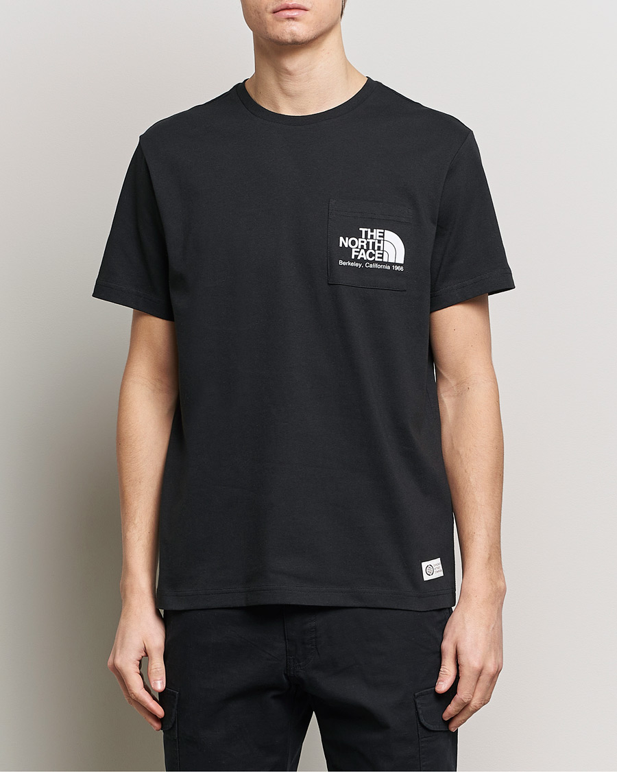 Mies |  | The North Face | Berkeley Pocket T-Shirt Black