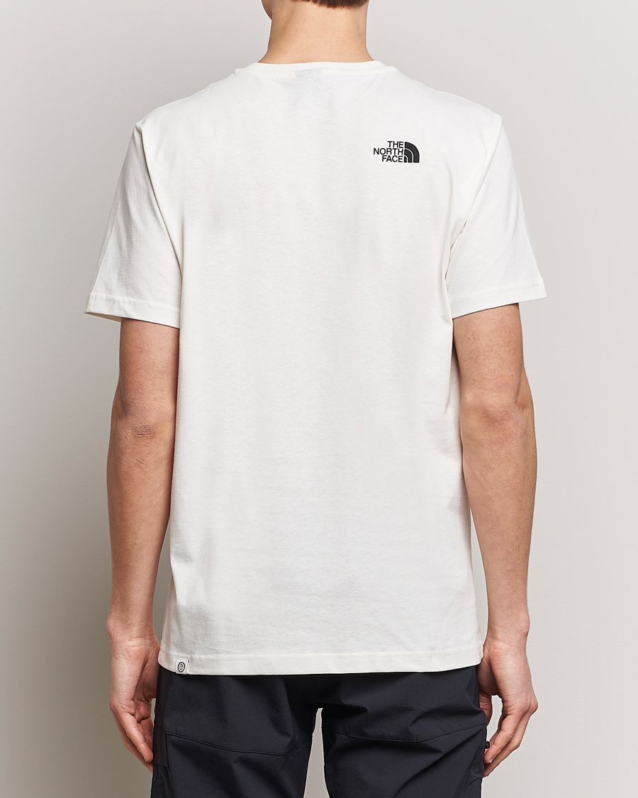 Mies | T-paidat | The North Face | Berkeley Logo T-Shirt White