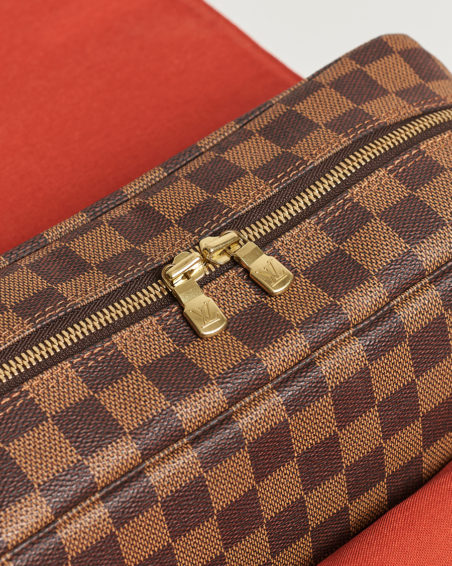 Mies | Louis Vuitton Pre-Owned Naviglio Messenger Bag Damier Ebene | Louis Vuitton Pre-Owned | Naviglio Messenger Bag Damier Ebene