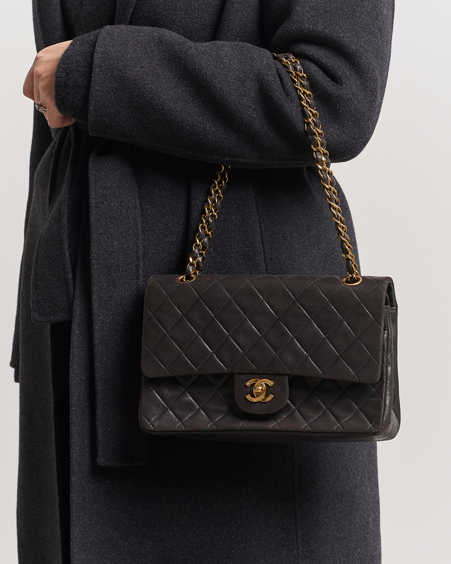 Mies | Chanel Pre-Owned Classic Medium Flap Bag Calf Leather Black  | Chanel Pre-Owned | Classic Medium Flap Bag Calf Leather Black 