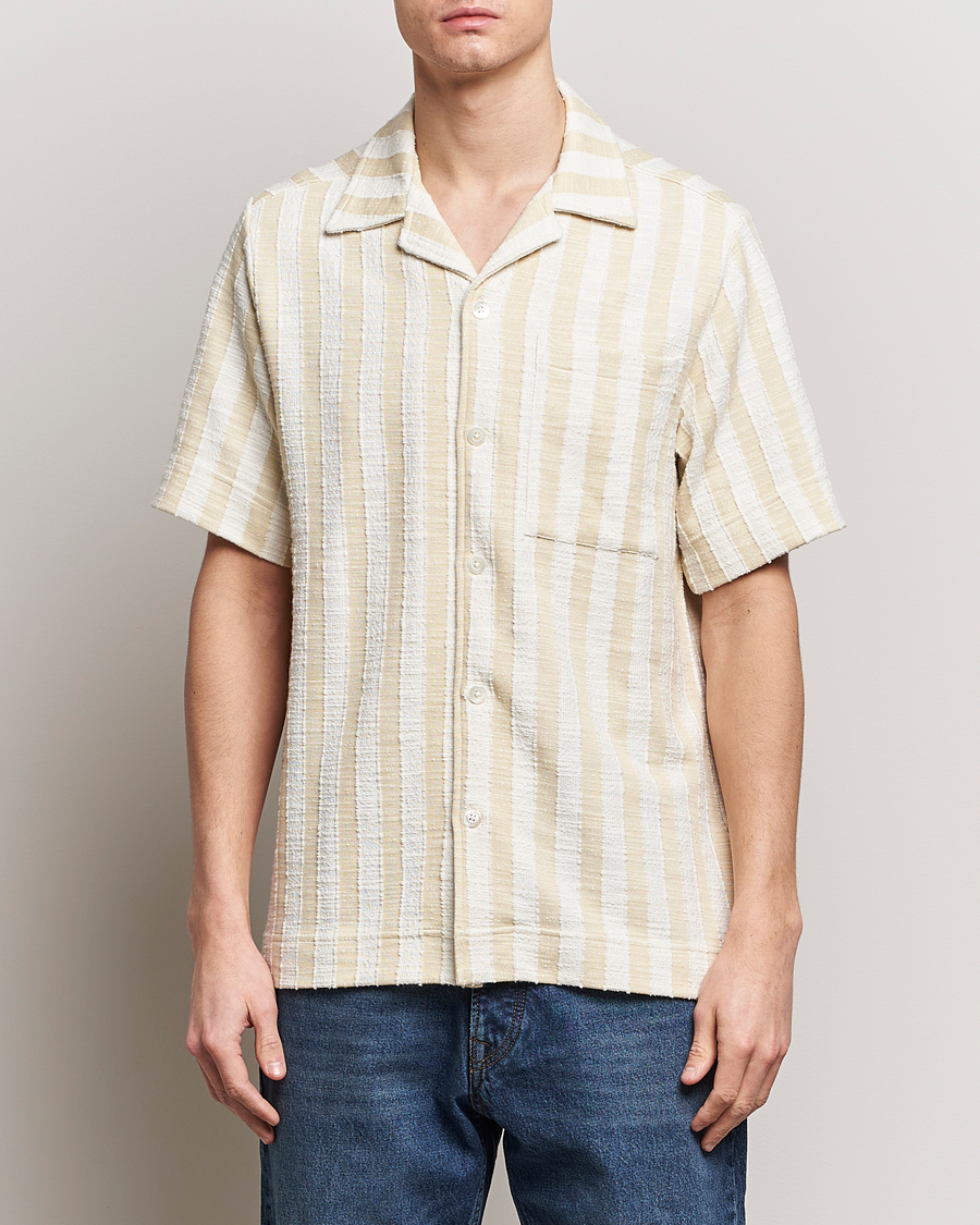 Mies | Rennot | NN07 | Julio Striped Short Sleeve Shirt Khaki/White