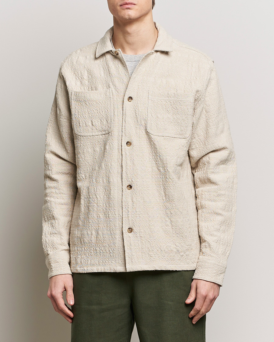 Mies | Kauluspaidat | LES DEUX | Isaac Overshirt Ivory