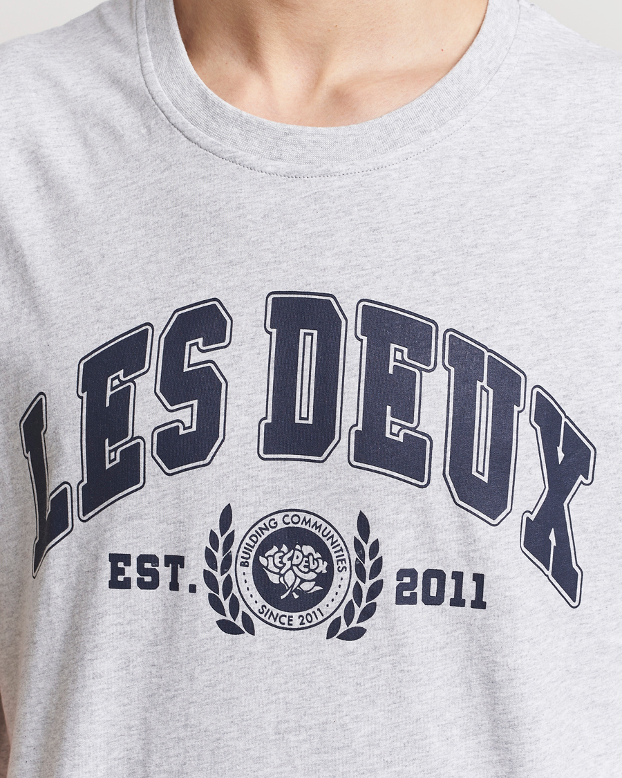 Mies | T-paidat | LES DEUX | University T-Shirt Snow Melange