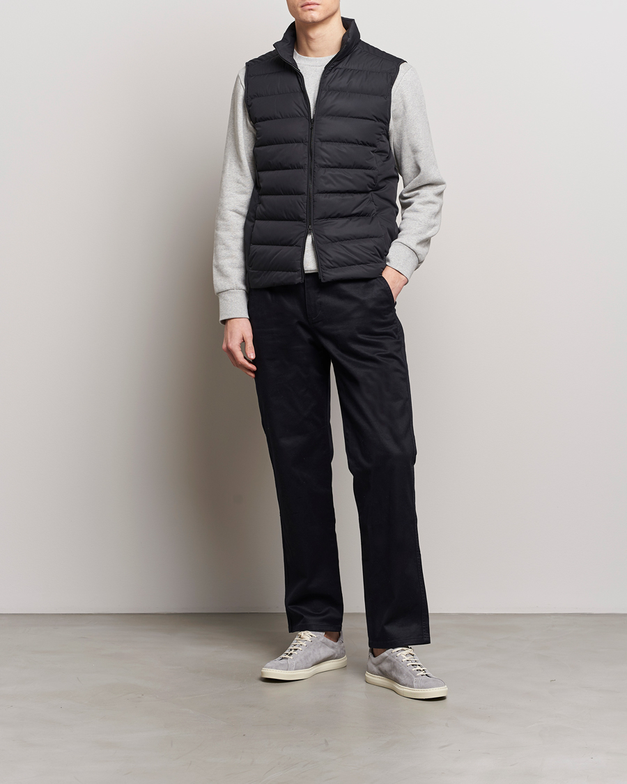 Mies | Takit | Scandinavian Edition | Ratio II Lightweight Padded Vest Onyx