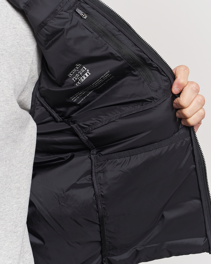 Mies | Takit | Scandinavian Edition | Ratio II Lightweight Padded Vest Onyx