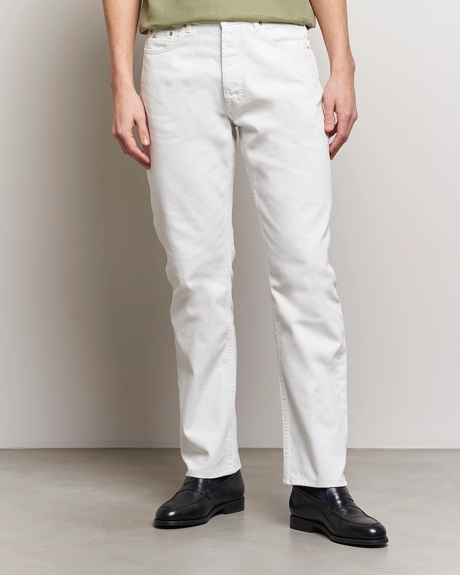 Mies |  | J.Lindeberg | Cody Solid Regular Jeans Cloud White