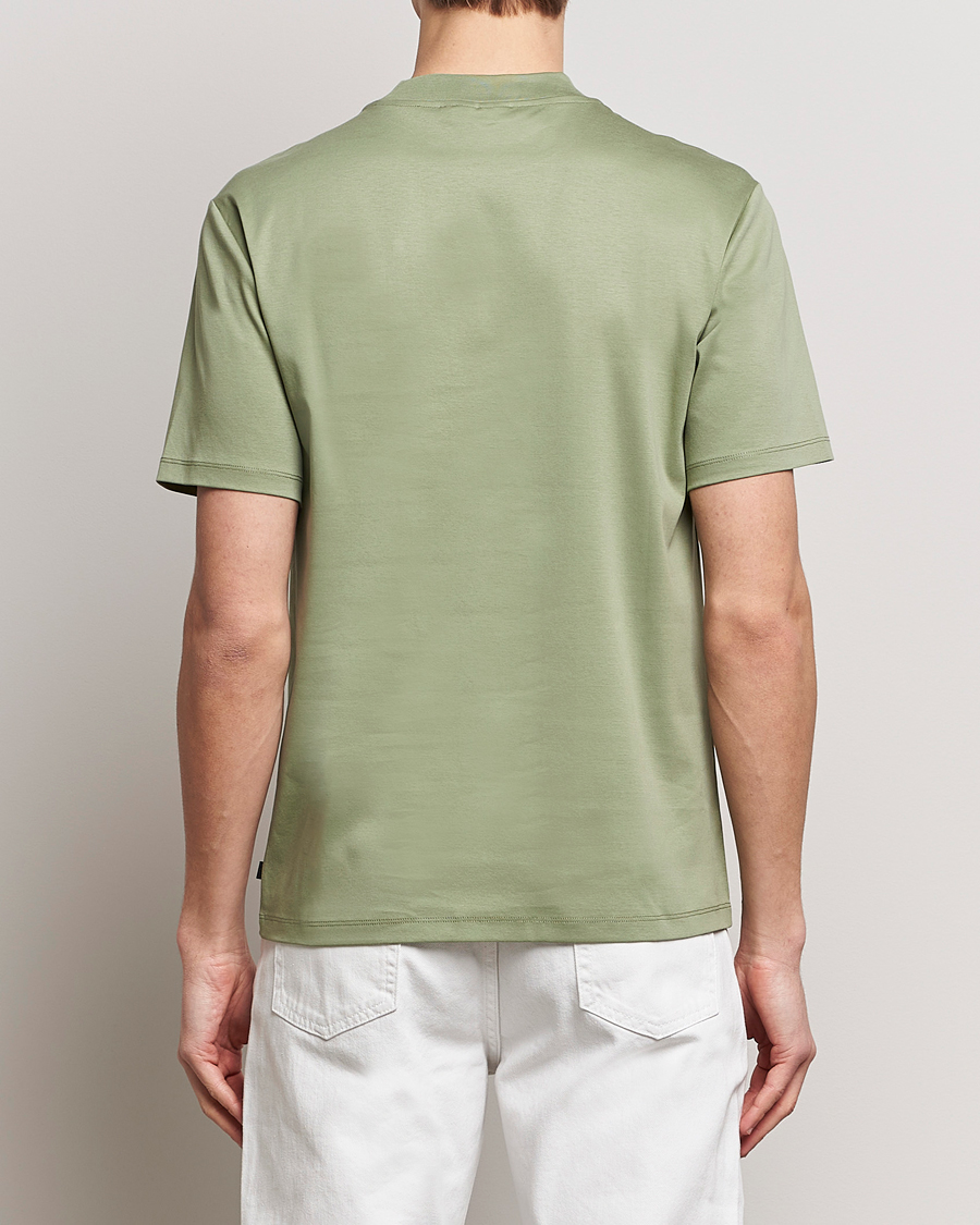Mies | T-paidat | J.Lindeberg | Ace Mock Neck T-Shirt Oil Green