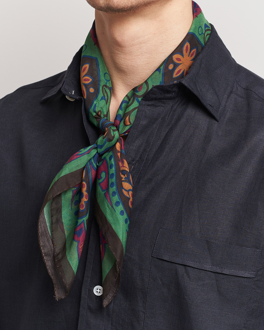 Mies | Drake's Folk Flower Bandana Green | Drake's | Folk Flower Bandana Green