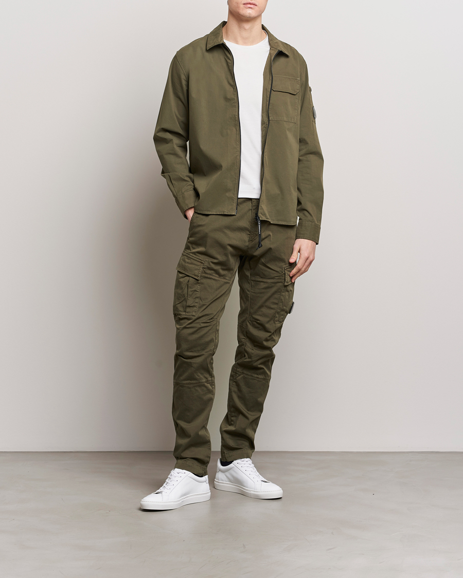 Mies | Kauluspaidat | C.P. Company | Garment Dyed Gabardine Zip Shirt Jacket Army