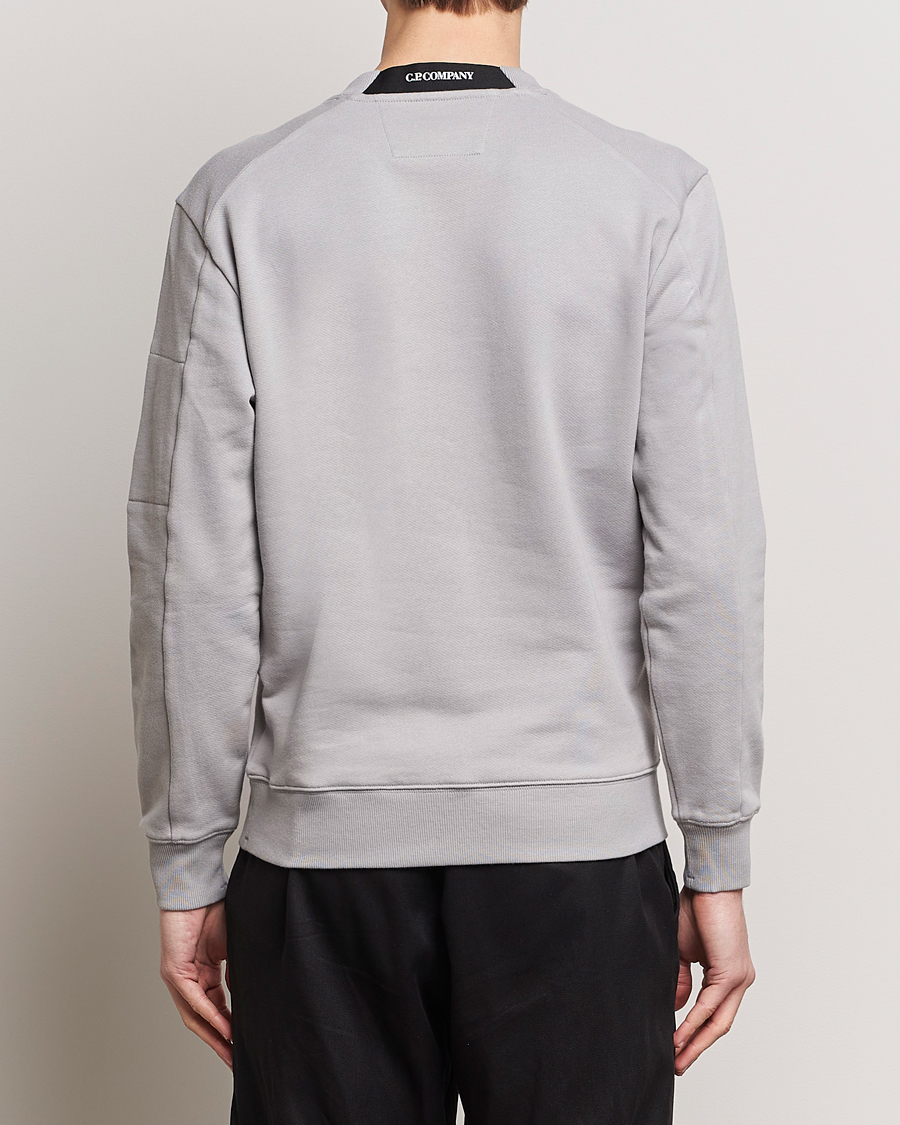 Mies | Puserot | C.P. Company | Diagonal Raised Fleece Lens Sweatshirt Light Grey
