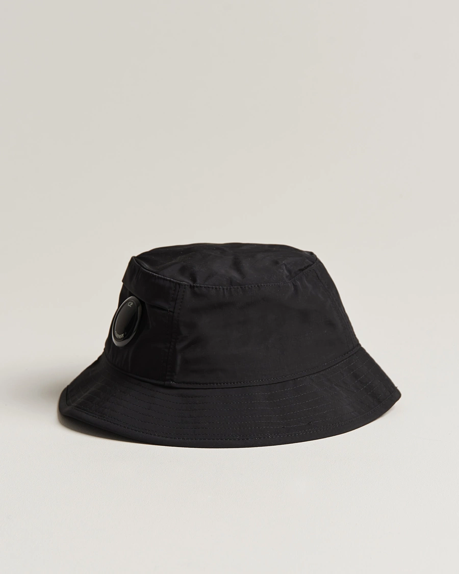 Mies | C.P. Company | C.P. Company | Chrome R Bucket Hat Black