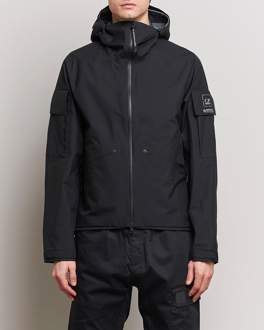 Mies | Nykyaikaiset takit | C.P. Company | Metropolis GORE-TEX Nylon Hooded Jacket Black
