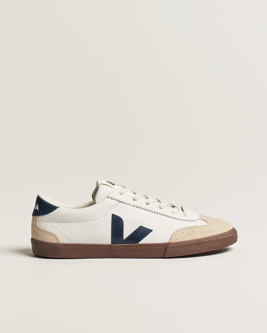 Mies | Tennarit | Veja | Volley Sneaker White/Nautico Bark