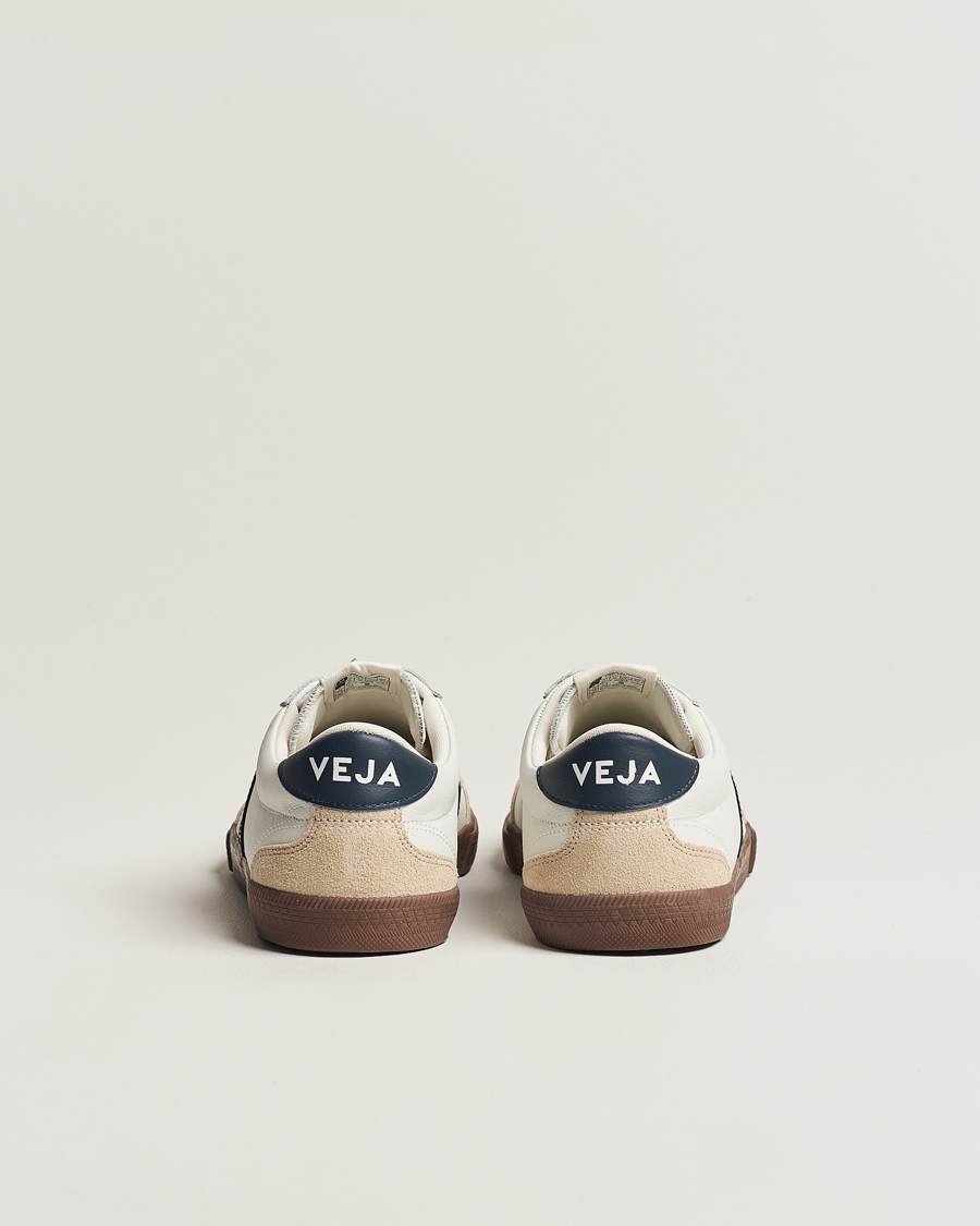 Mies | Tennarit | Veja | Volley Sneaker White/Nautico Bark