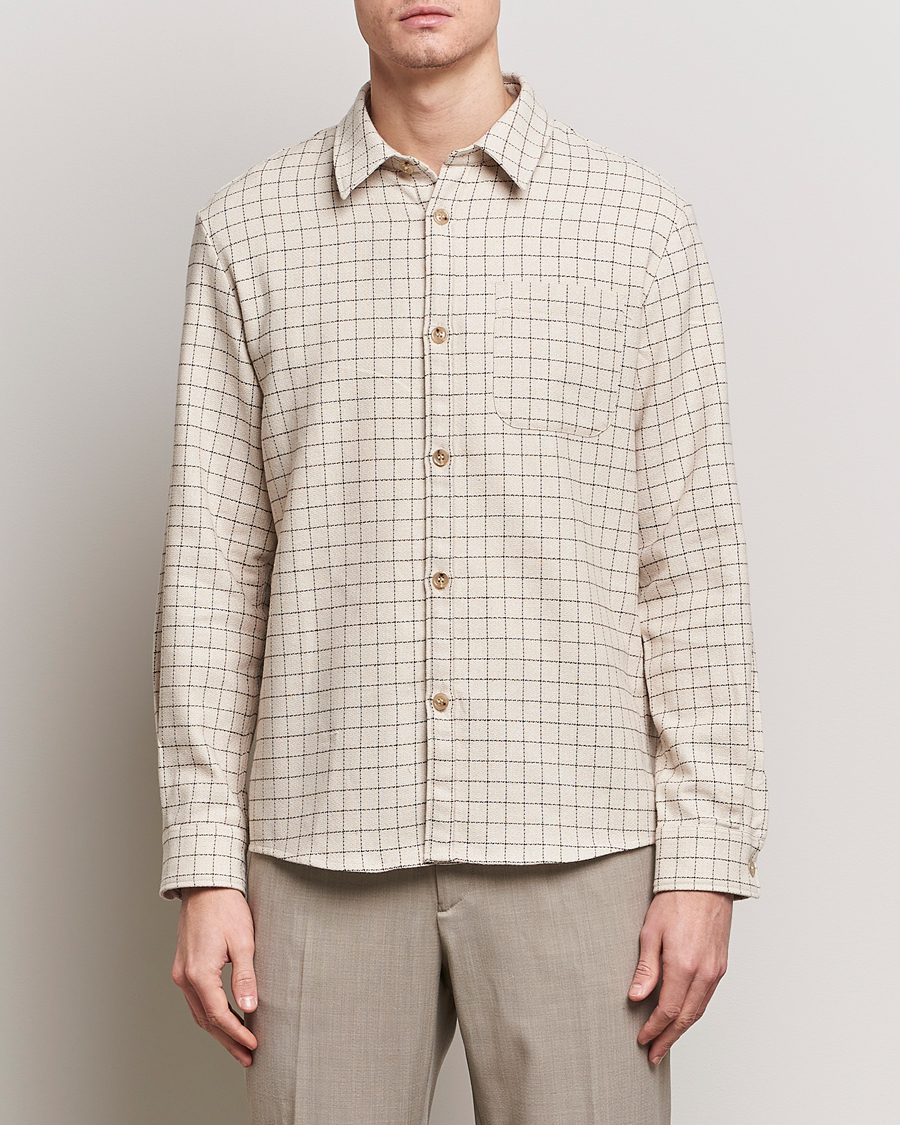 Mies | Kauluspaidat | A.P.C. | Trek Checked Overshirt Ecru