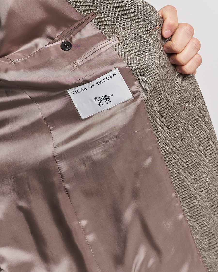 Mies | Pikkutakit | Tiger of Sweden | Justin Herringbone Blazer Putty Beige