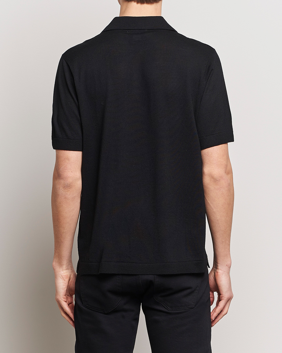 Mies | Pikeet | Tiger of Sweden | Beker Knitted Merino Open Collar Polo Black