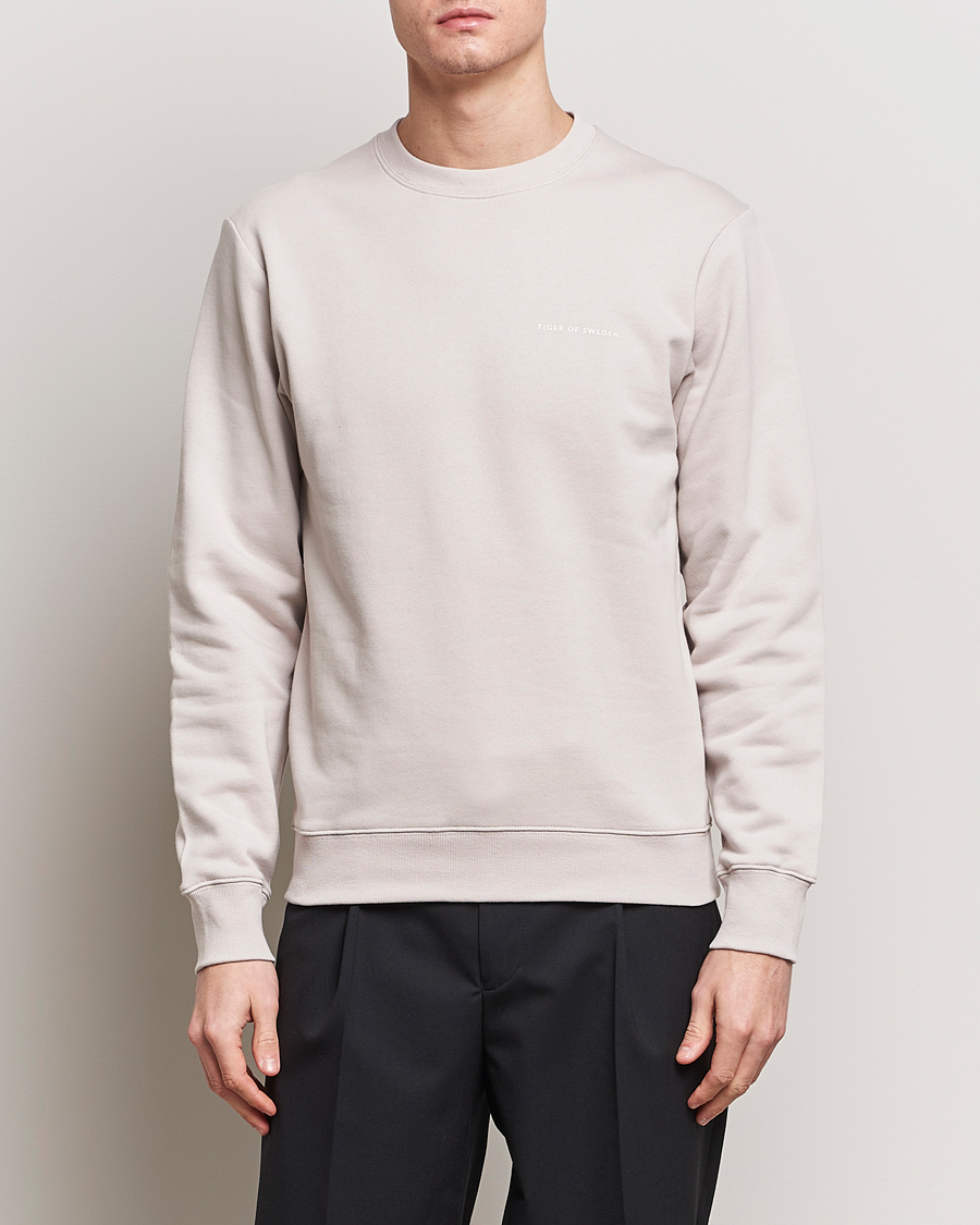 Mies | Puserot | Tiger of Sweden | Emerson Crew Neck Sweatshirt Grey Sand