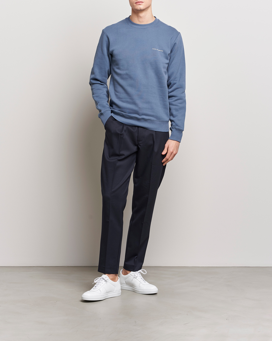 Mies | Puserot | Tiger of Sweden | Emerson Crew Neck Sweatshirt Thunder Blue