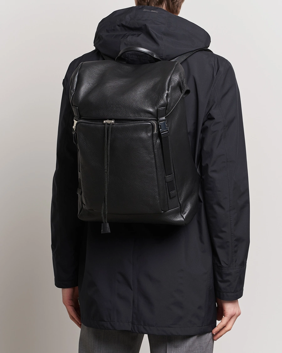Mies |  | Tiger of Sweden | Baha Grained Leather Backpack Black