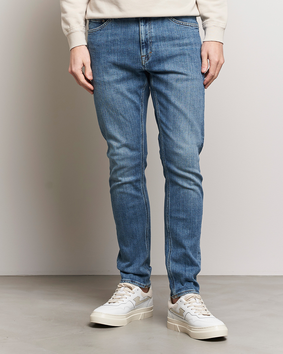 Mies | Housut | Tiger of Sweden | Evolve Jeans Dust Blue