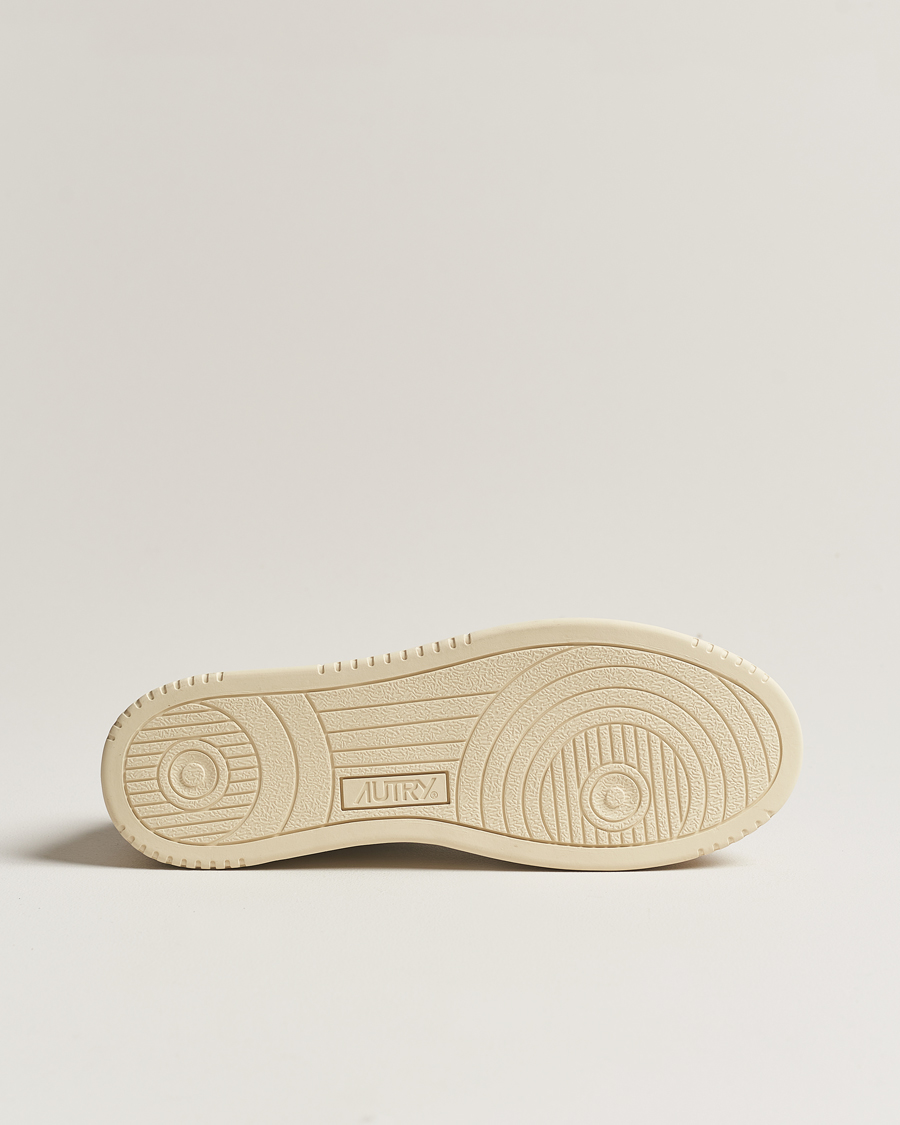 Mies | Tennarit | Autry | Medalist Low Leather/Suede Sneaker White/Black