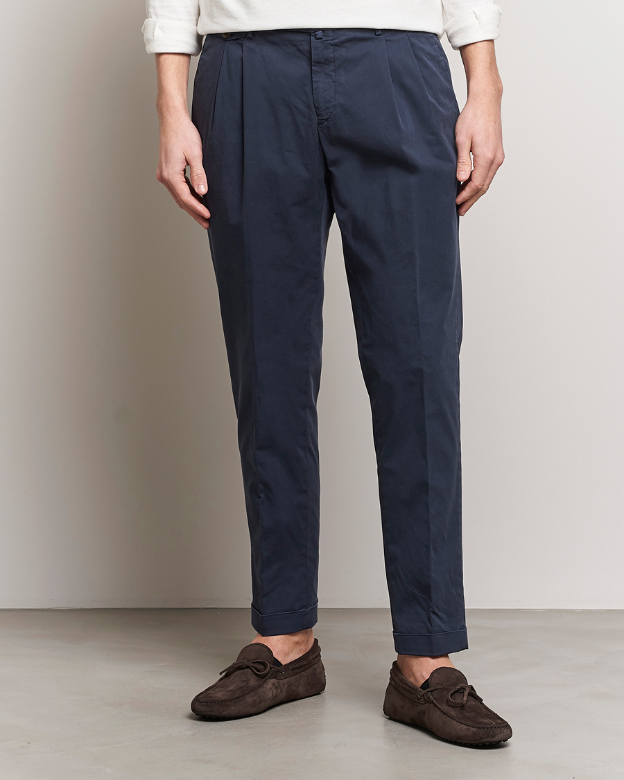Mies | Housut | Briglia 1949 | Easy Fit Pleated Cotton Stretch Chino Navy