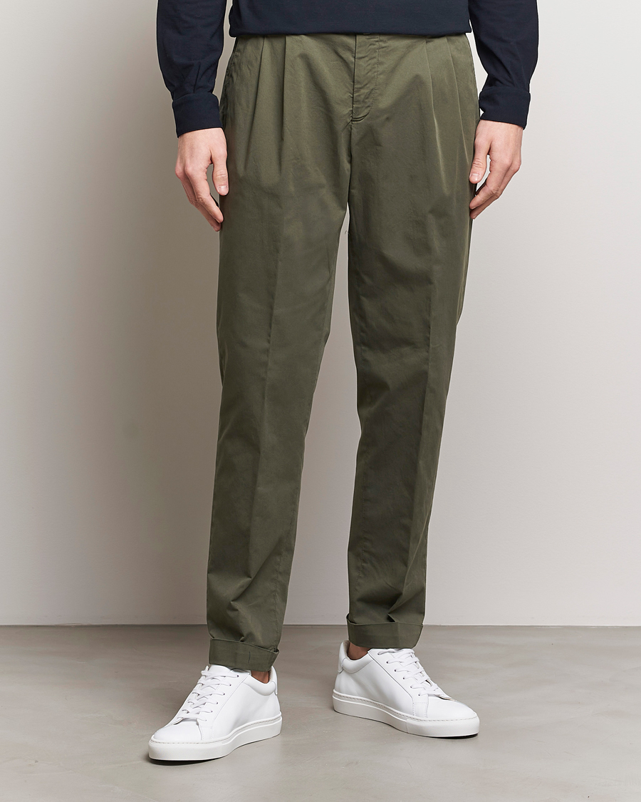 Mies | Housut | Briglia 1949 | Easy Fit Pleated Cotton Stretch Chino Olive