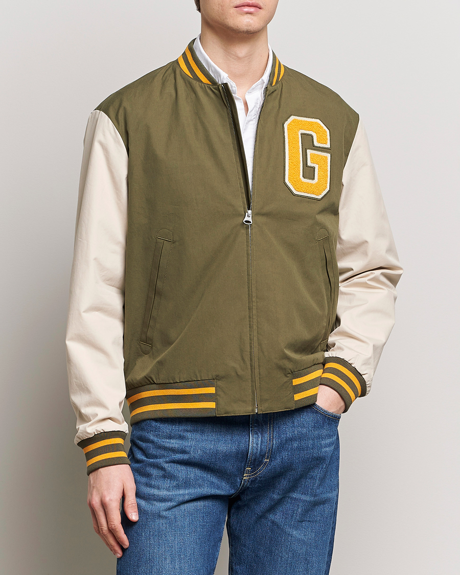 Mies | Klassiset takit | GANT | Light Varsity Jacket Green/Soft Oat