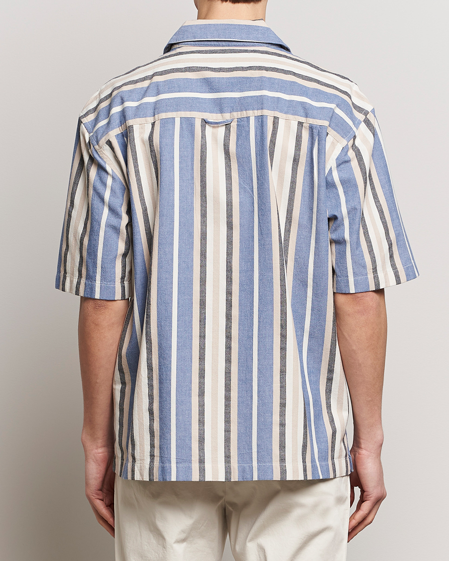 Mies | Kauluspaidat | GANT | Relaxed Fit Wide Stripe Short Sleeve Shirt Rich Blue