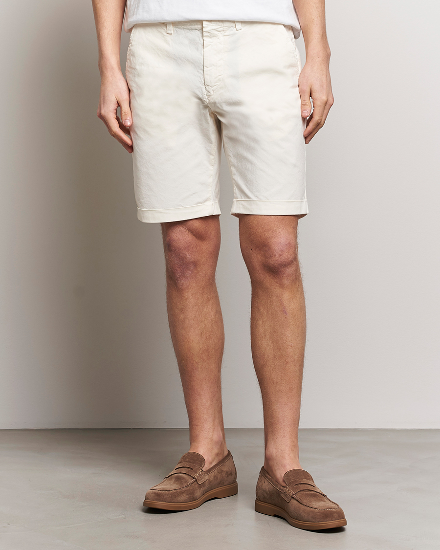 Mies | Preppy Authentic | GANT | Regular Sunbleached Shorts Cream